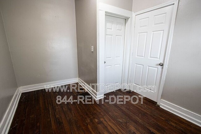 Building Photo - 1136 Jefferson Ave