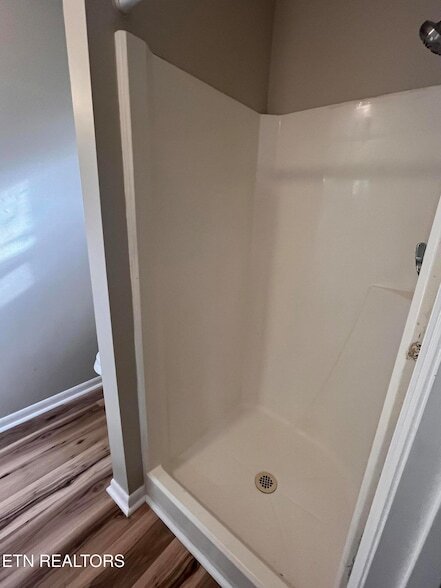 Building Photo - 7666 Chatham Cir NW