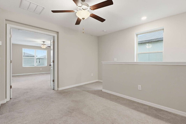 Building Photo - 7023 Samuel Ivy Dr