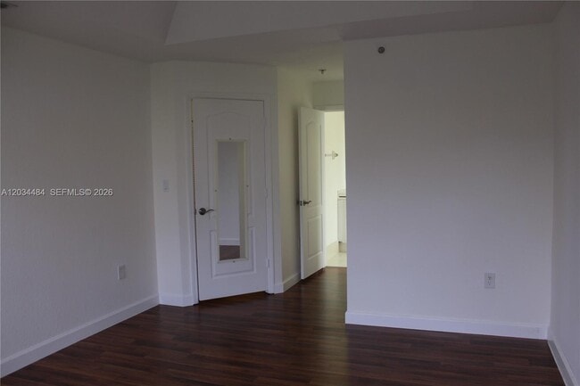 Building Photo - 4445 SW 160th Ave