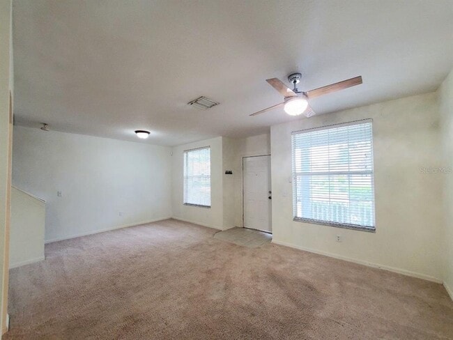 Building Photo - 1513 Deer Tree Ln