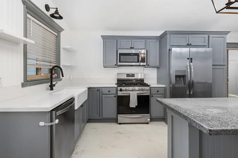 Building Photo - 2171 Ilex Ave