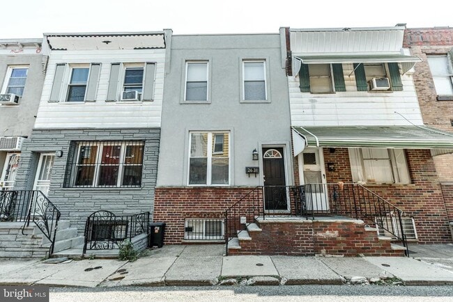 Building Photo - 2631 S Juniper St