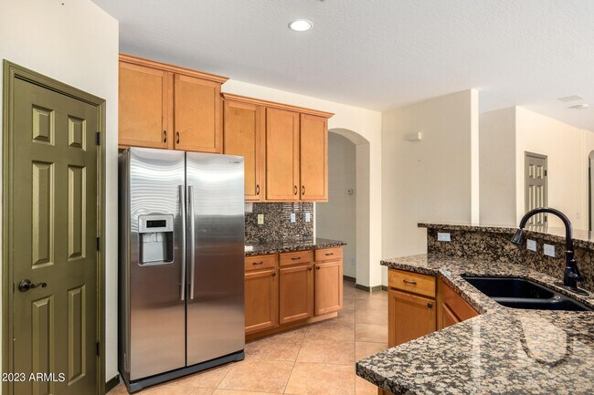 Building Photo - 14823 W Windsor Ave