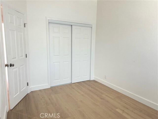 Building Photo - 717 W Provential Dr