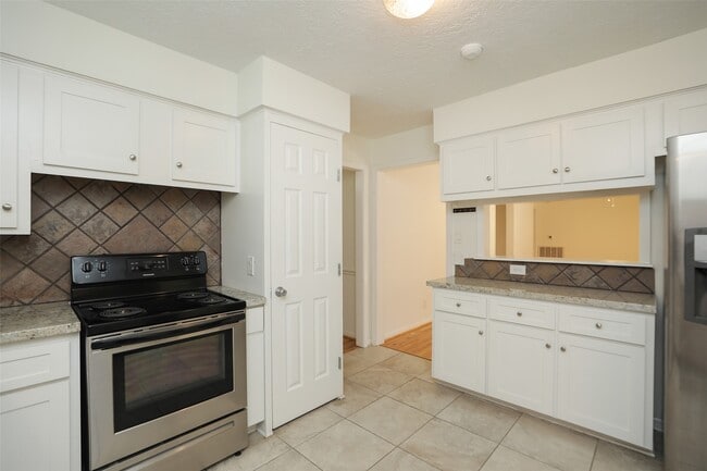 Building Photo - 4403 Omeara Dr
