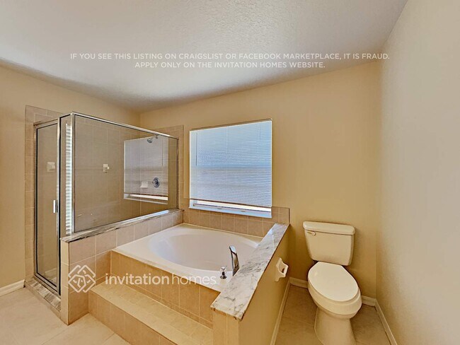 Building Photo - 3321 SW Savona Blvd