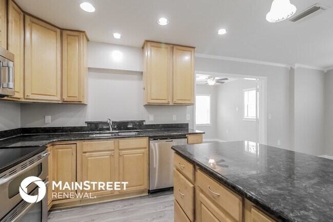 Building Photo - 509 Roy Blvd