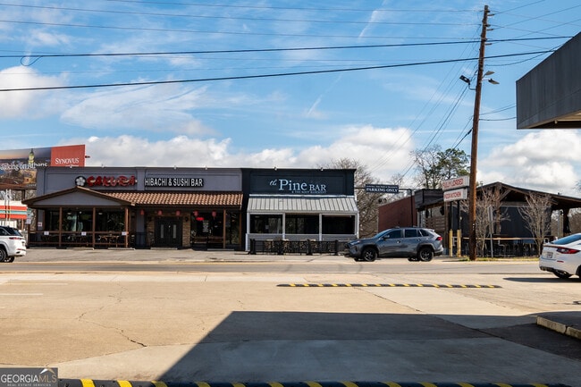 Building Photo - 110 Milledge Terrace
