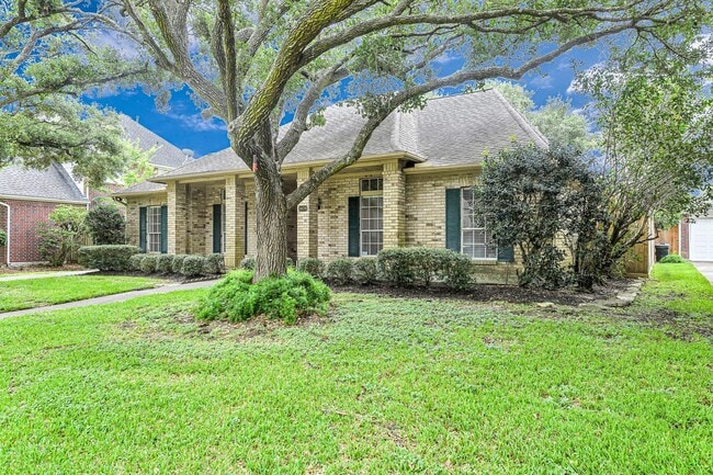 Building Photo - 1438 Crescent Green Dr