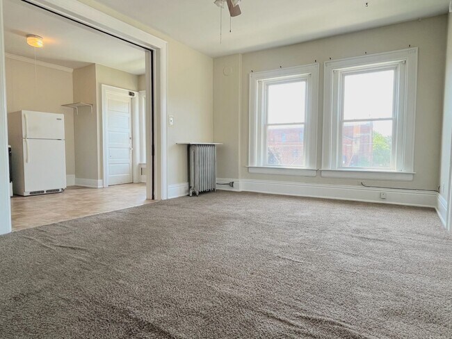 Building Photo - Penora Street Apartments