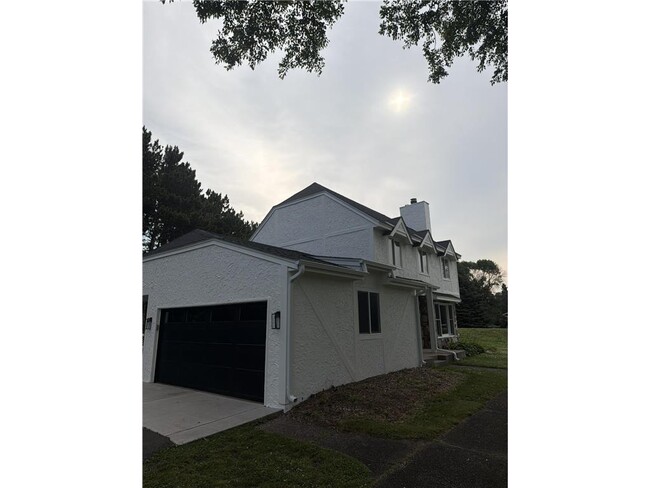 Building Photo - 10144 67th Ln N