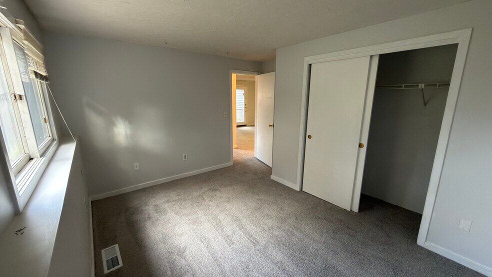 Bedroom 1 - 189 Littleton Rd