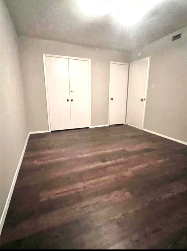 Building Photo - 119 Lazy Ln