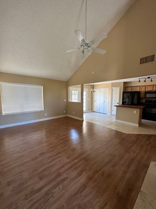 Building Photo - Great home in Mesa!