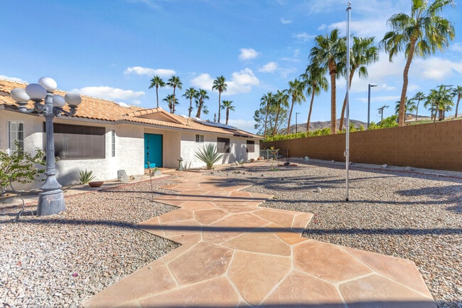 Building Photo - 39124 Channel Dr