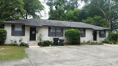 Building Photo - 2022 Hollywood Dr