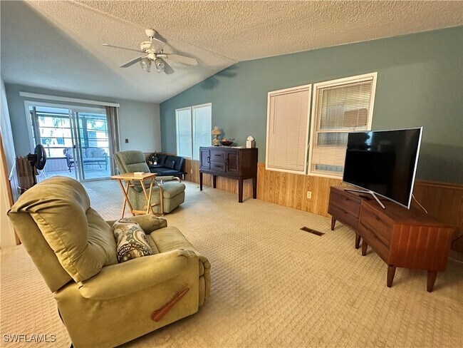 Building Photo - 3165 Bunny Run Dr