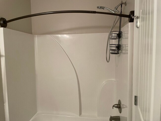 Building Photo - Beautiful Goodlettsville Condo Rental – 2 Bed, 2.5 Bath