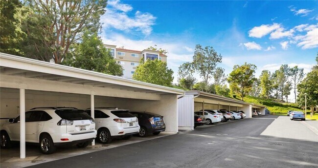 Building Photo - 4004 Calle Sonora Oeste
