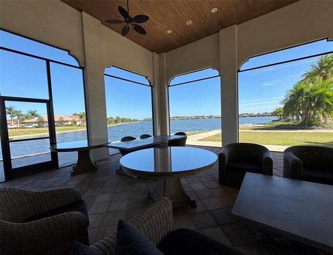 Building Photo - 124 Soliera St