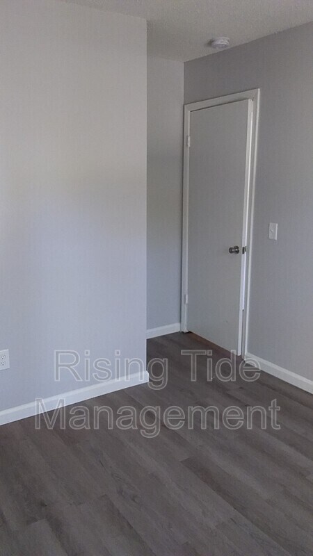 Building Photo - 1036 Arcadia Cir