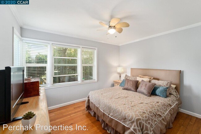 Building Photo - 2 br, 1 bath House - 1680 La Bonita