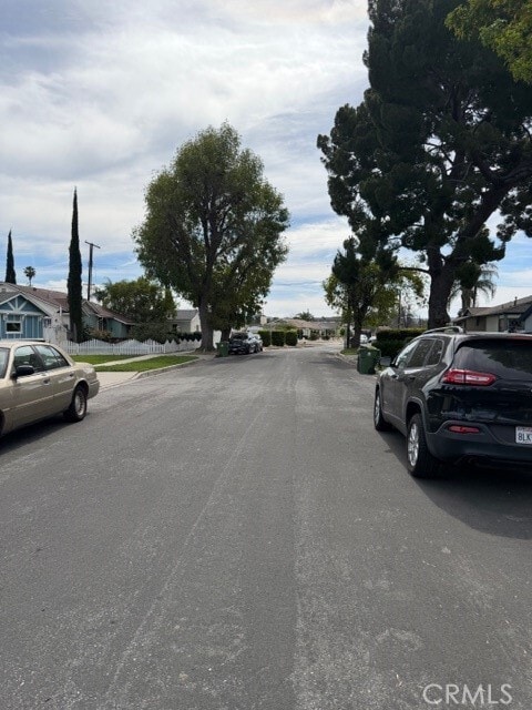 Building Photo - 7513 Topeka Dr