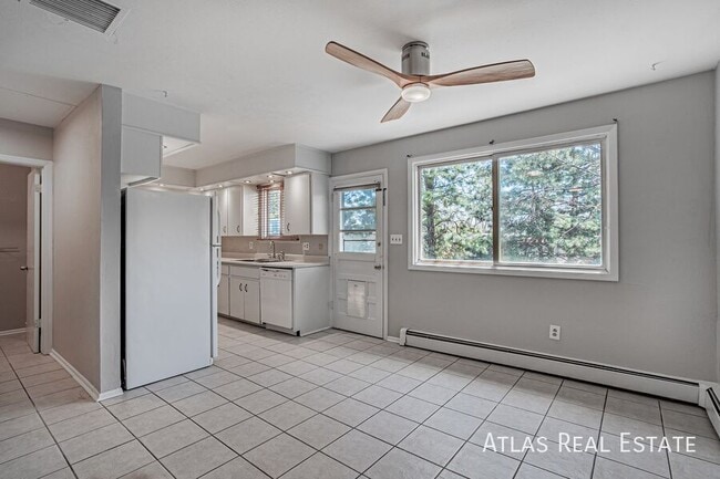 Building Photo - 9462 W 65th Ave