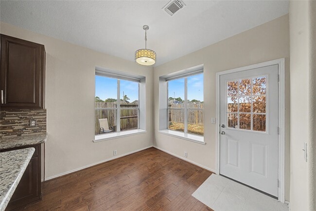 Building Photo - 1611 Brazos Gate Dr