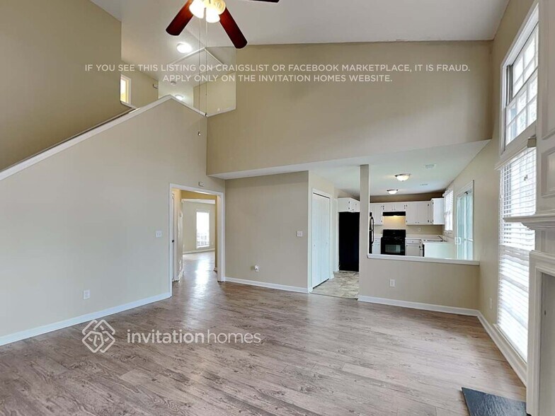 Building Photo - 630 Rosedown Way