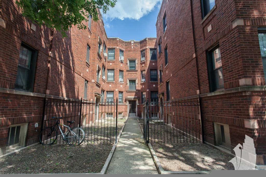 Building Photo - 4721 N Leavitt St