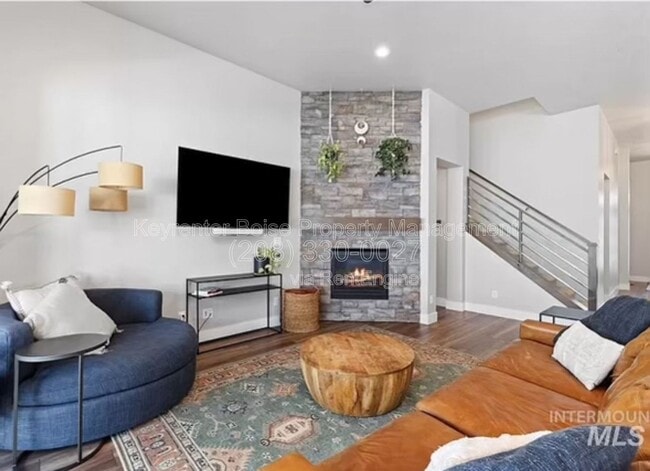 Building Photo - 8462 W Suttle Lake Dr