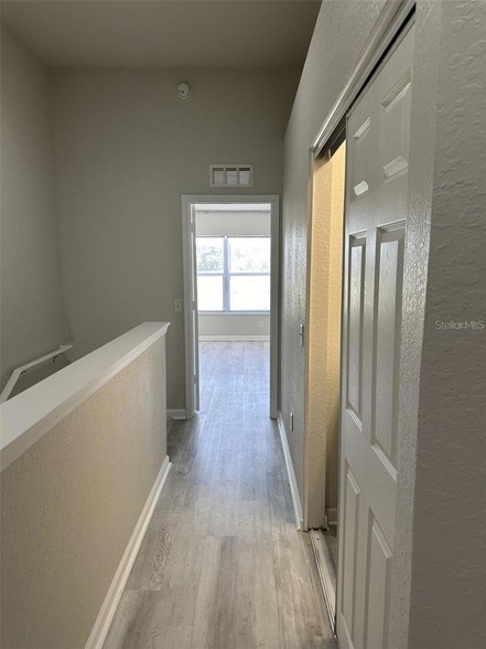 Building Photo - 4500 SW 52nd Cir