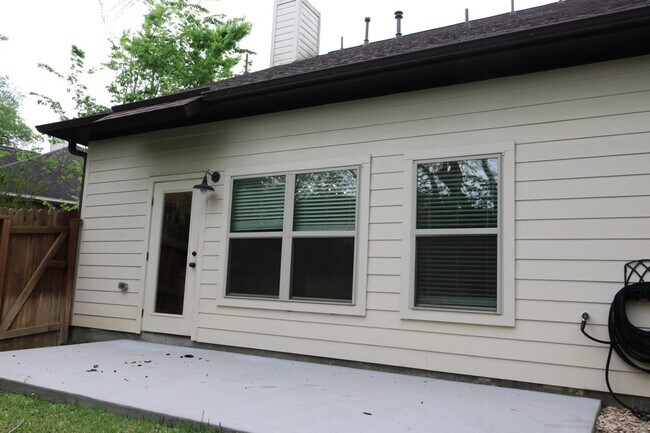 Building Photo - 150 Harbour Town Cir