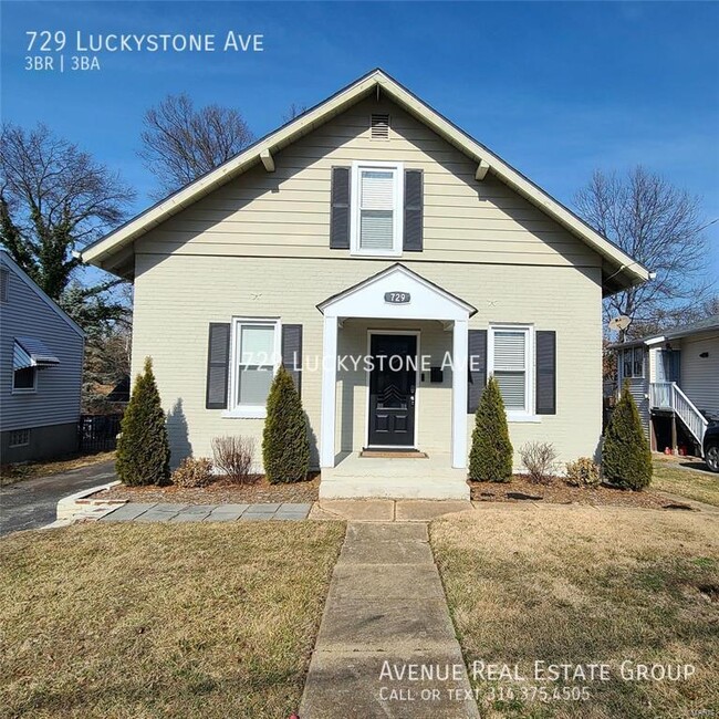 Primary Photo - Charming Glendale Home in Kirkwood School ...