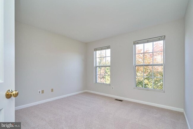 Building Photo - 4804 Heron Neck Ln