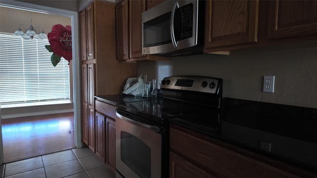 Building Photo - 2405 Northlake Ct