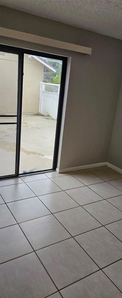 Building Photo - 1461 Hawthorne Pl