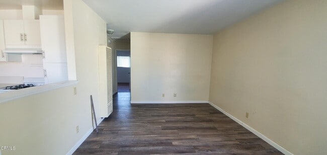 Building Photo - 114 Huntington Dr N