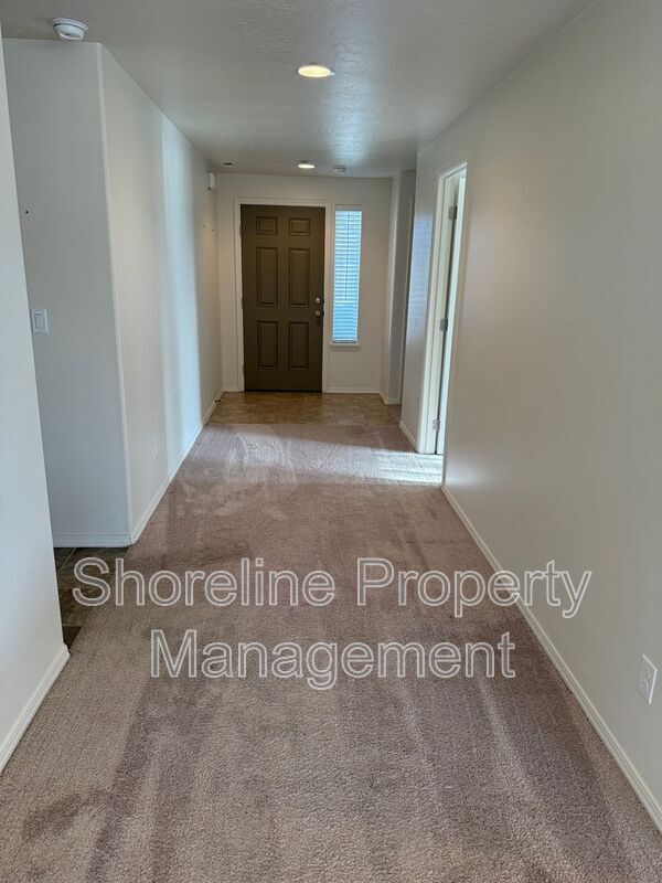 Building Photo - 101 N Voyage Ave