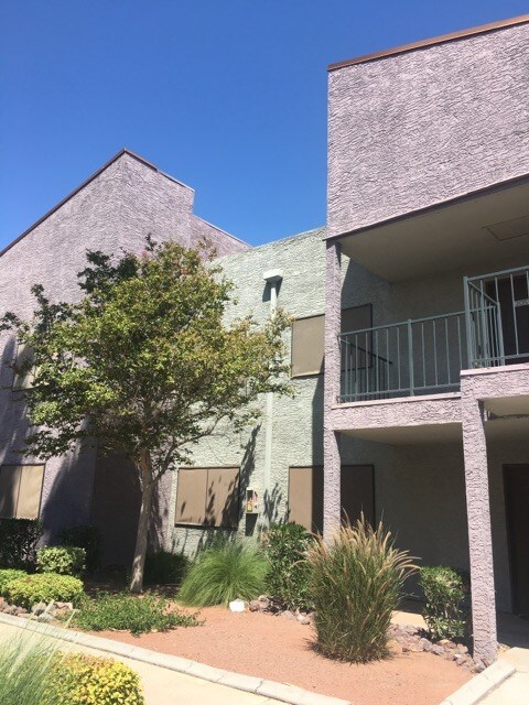 Primary Photo - 2780 E Flamingo Rd