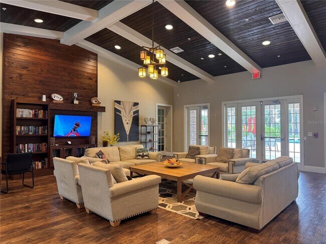 Building Photo - 5518 Thomas Square Dr