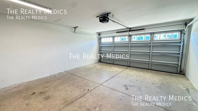Building Photo - 8147 Cozumel Ln