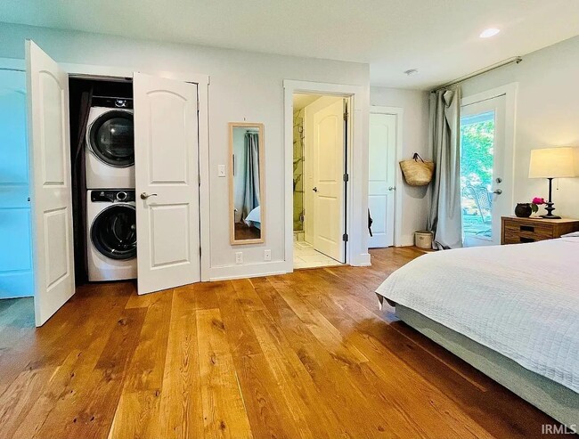 Building Photo - 5325 S Fairfax Rd