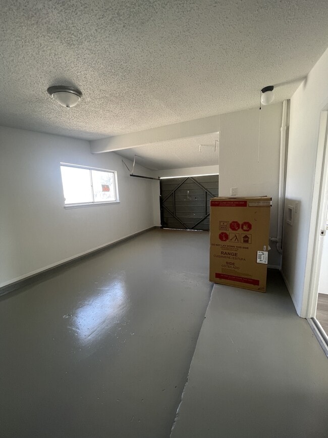 Building Photo - 4449 Finch Way