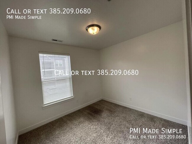 Building Photo - 1834 W Newcastle Ln