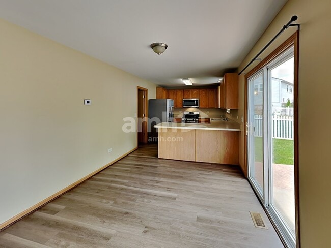 Building Photo - 25651 Barrow Rd