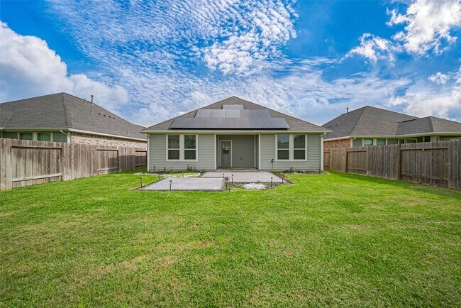 Building Photo - 31415 Conover Dr