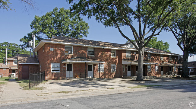 Building Photo - Fairfield Court